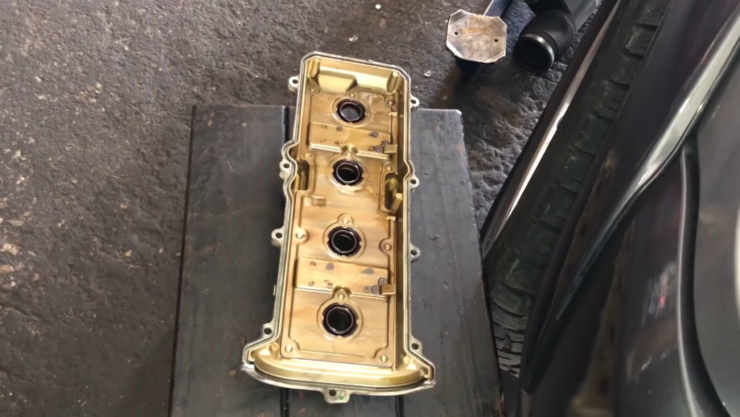 Toyota Lexus Tundra 4.7 Valve Cover Gasket replacement