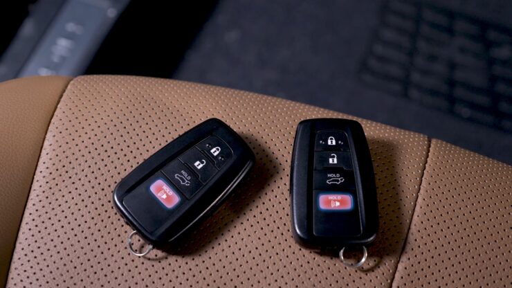 Toyota _ Smart Key System